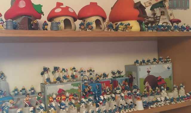 I 4mila puffi di Francesco: Li colleziono in ricordo di un piccolo amico che non c pi